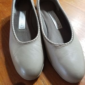 Naturalizer shoes, never worn